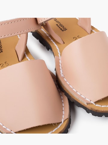 Sandalo di Pisamonas in beige