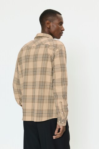 Coupe regular Chemise 'Christaldo' Matinique en beige