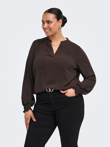ONLY Carmakoma - Blusa 'CARMetta' en marrón: frente