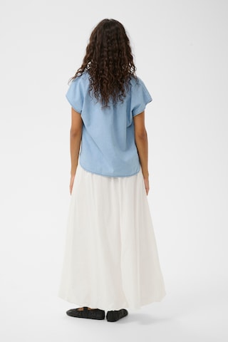 SOAKED IN LUXURY Blouse in Blauw