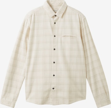 Coupe regular Chemise TOM TAILOR en beige : devant