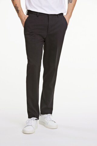 Lindbergh Regular Anzug in Schwarz