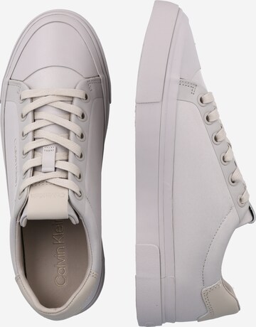 Calvin Klein Sneakers laag in Grijs