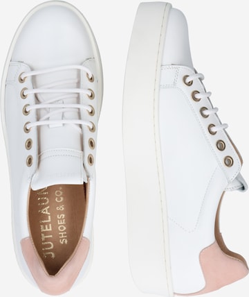 JUTELAUNE Sneakers in White