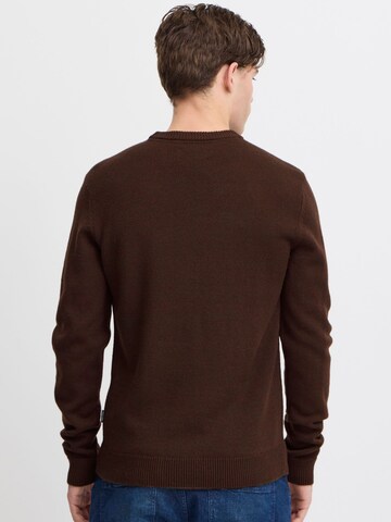 BLEND - Pullover em castanho