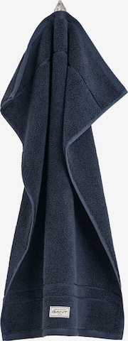 GANT Towel in Blue: front