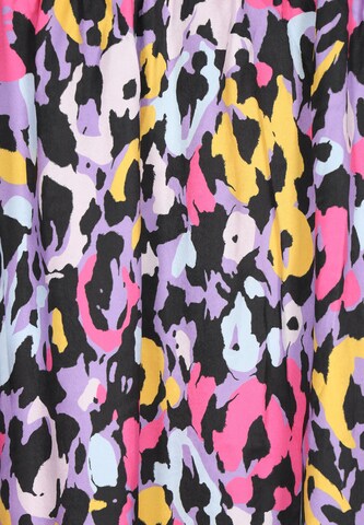 Robe swirly en noir