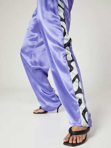 Regular Pantalon 'Dario' Smiles en violet