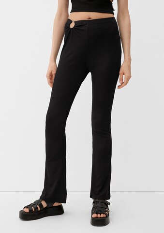 QS Flared Hose in Schwarz: Vorderseite