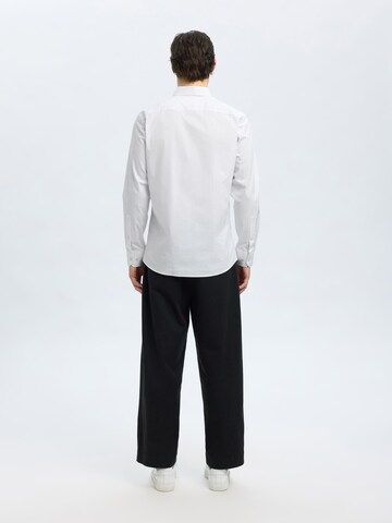 Coupe slim Chemise SELECTED en blanc