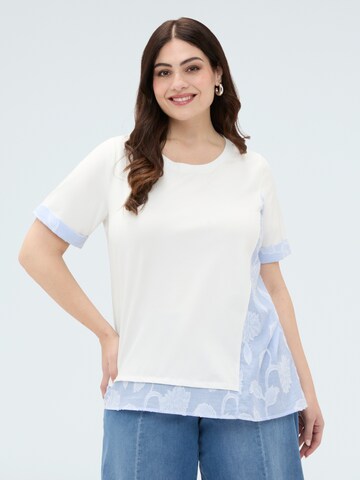Fiorella Rubino - Camiseta en blanco