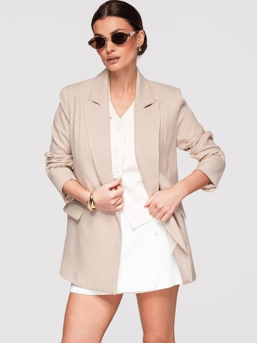 Ombre Blazers in Beige