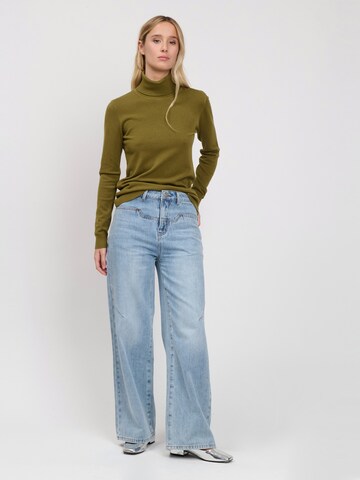 Influencer Sweater in Green