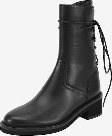 Ekonika Boots in Black: front