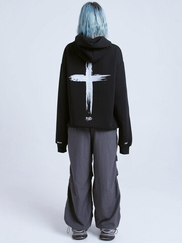 Remember you will die Sweatshirt 'Kreuz' in Black