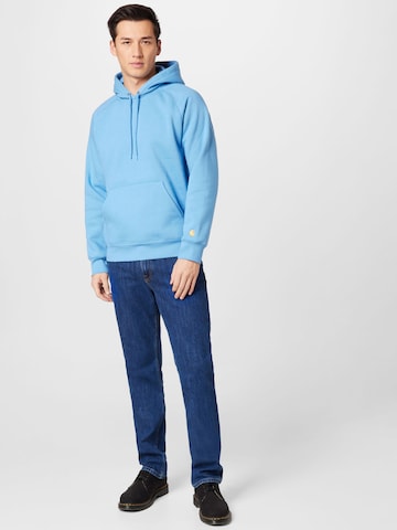 Carhartt WIP Sweatshirt 'Chase' i blå