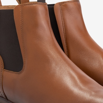 DenBroeck Chelsea Boots 'Stone St.' in Beige