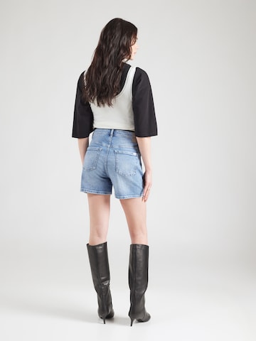 mėlyna MUSTANG Standartinis Džinsai 'CHARLOTTE'