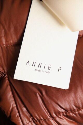 Annie P Jacket & Coat in M in Brown