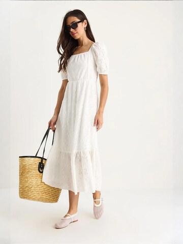 Abito di Bianco Lucci in bianco