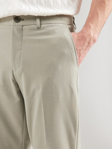 Matinique Slim fit Trousers 'MALiam' in Green