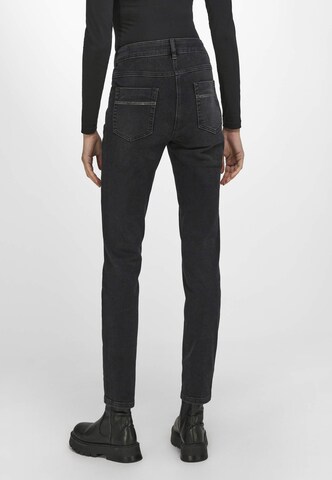 Coupe slim Jean 'Julienne' Basler en noir