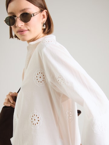 Camicia da donna 'Ma44rta' di Hailys in bianco