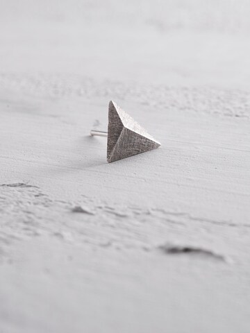 Boucles d'oreilles 'PYRAMID' REYTEL en argent : devant