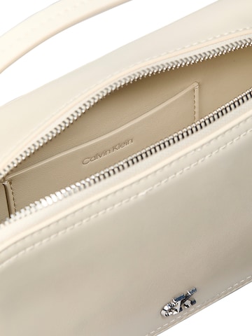 Calvin Klein Schoudertas in Beige