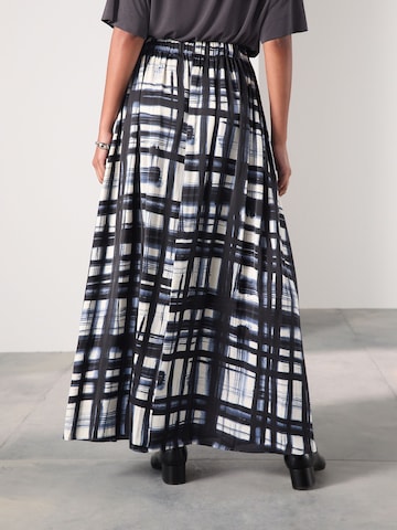Next Skirt in Blue: front