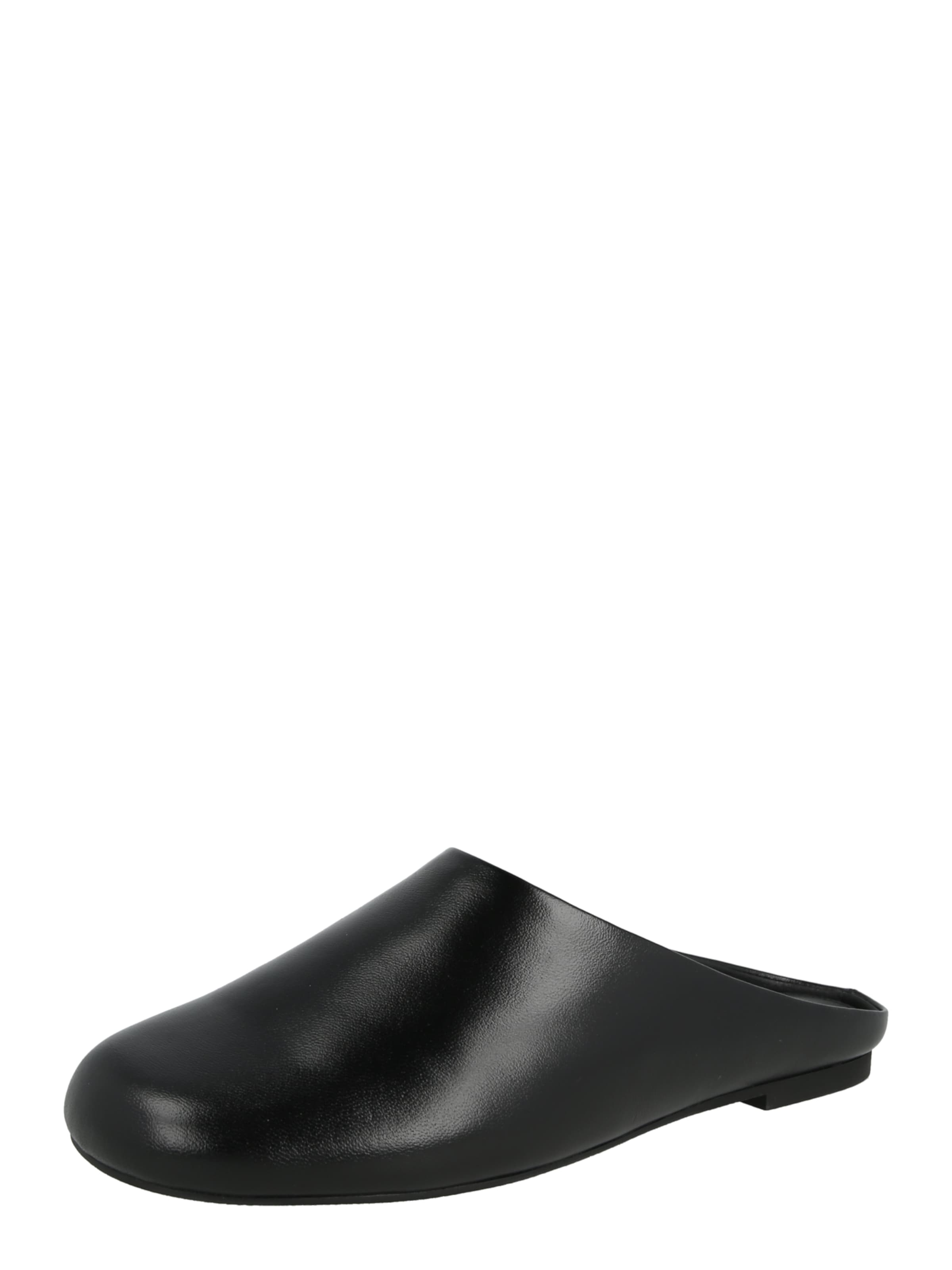 & Other Stories Mule in Black: front