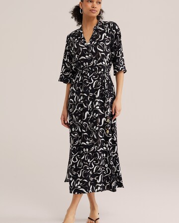 WE Fashion Dress in Black: front