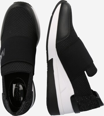 MICHAEL Michael Kors - Sapatilhas slip-on 'FELIX' em preto