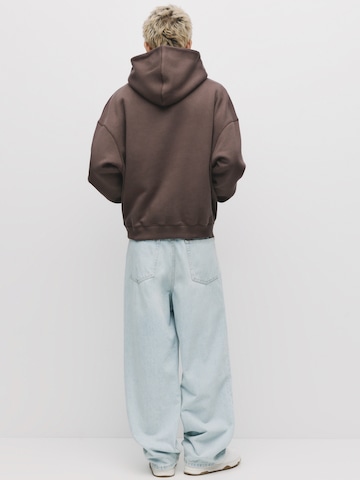 Bluză de molton de la Pull&Bear pe maro