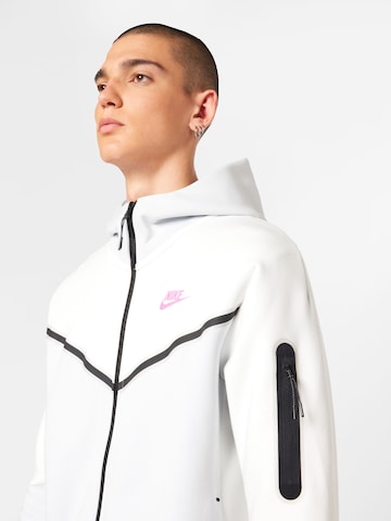 Nike Sportswear - Sudadera con cremallera en blanco