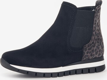 GABOR Chelsea Boots in Black: front