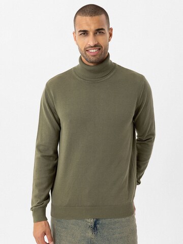 Pulover de la Anou Anou pe verde