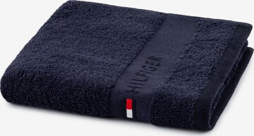 TOMMY HILFIGER Handdoek 'LEGEND' in Blauw: voorkant