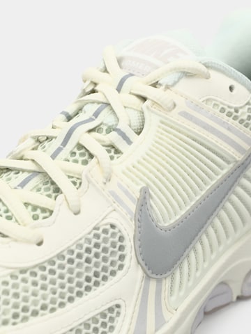 Nike Sportswear Σνίκερ χαμηλό 'ZOOM VOMERO 5' σε μπεζ
