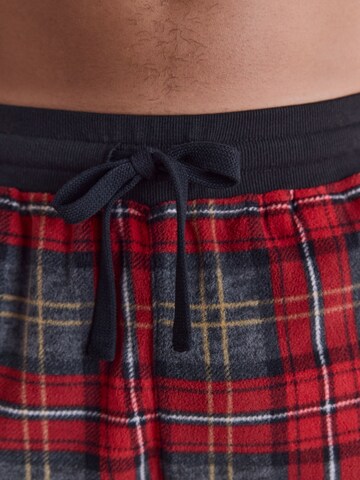 Next Pyjamahousut värissä punainen