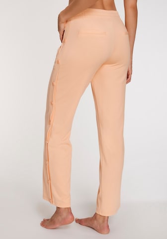 regular Pantaloni di FRENCH CONNECTION in arancione