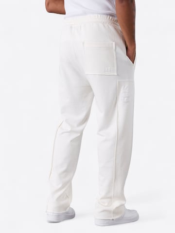 ESTEEM Loose fit Trousers in White