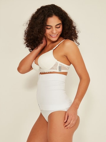 C&City Shaping slip in White