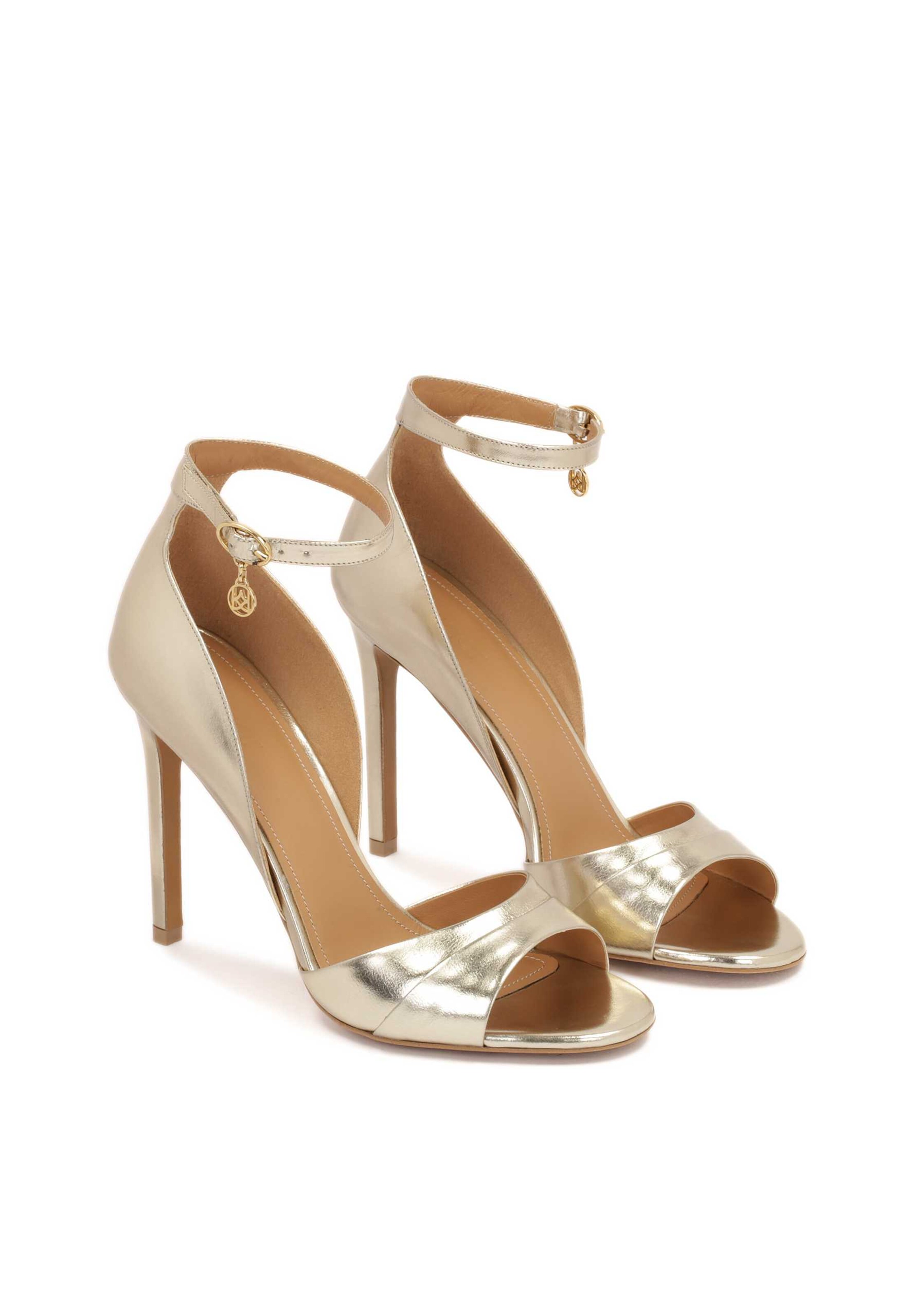 Kazar Sandaler med rem i guld