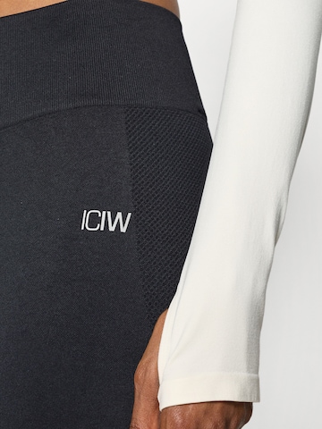 ICANIWILL Skinny Workout Pants in Black