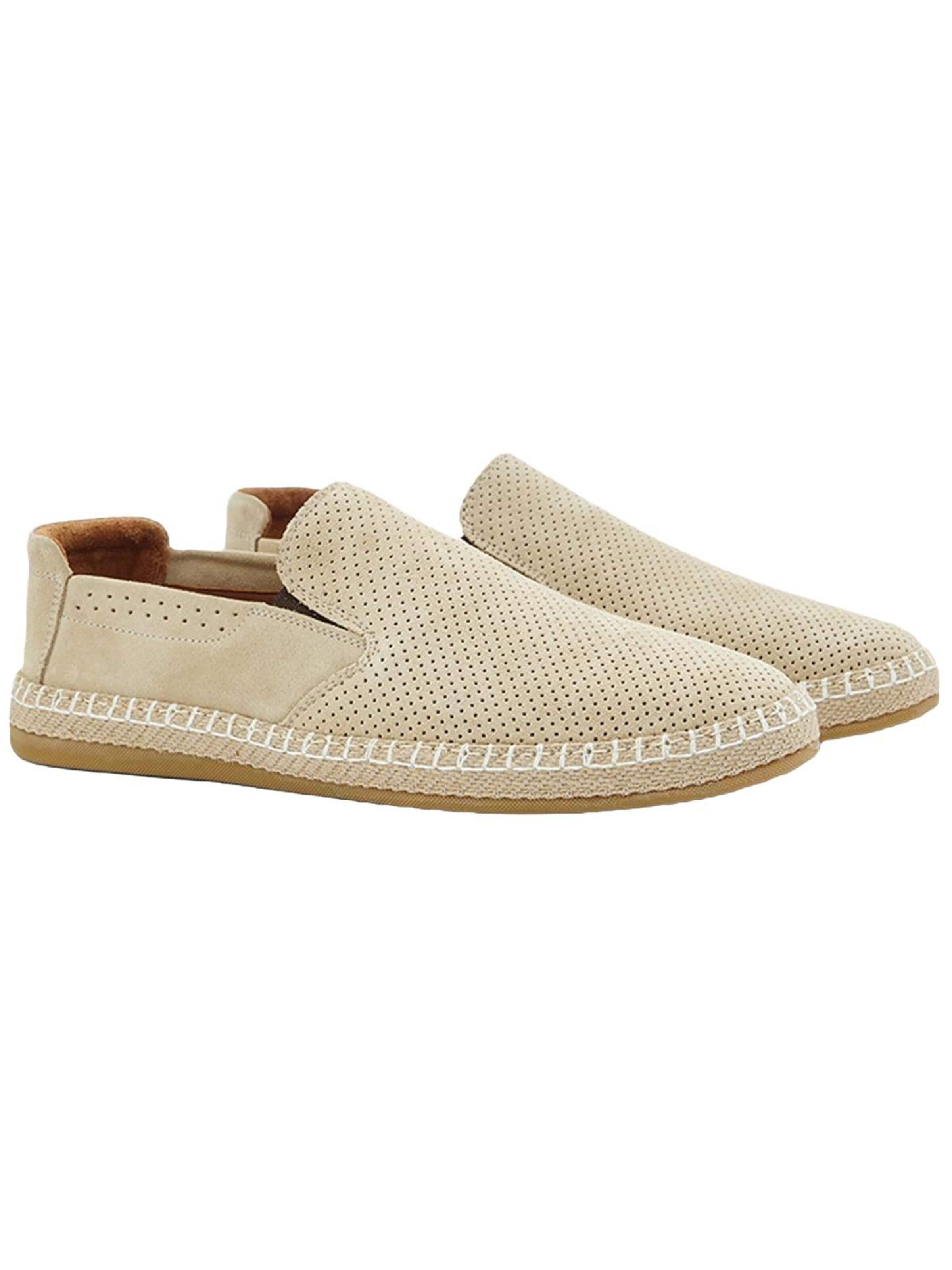 Desa Slip-ons in Beige