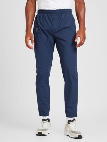 On Tapered Sportbroek 'Core' in Blauw: voorkant