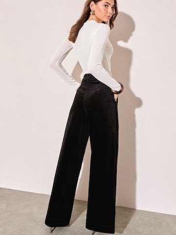 Friends Like These Широкий Штаны в Черный