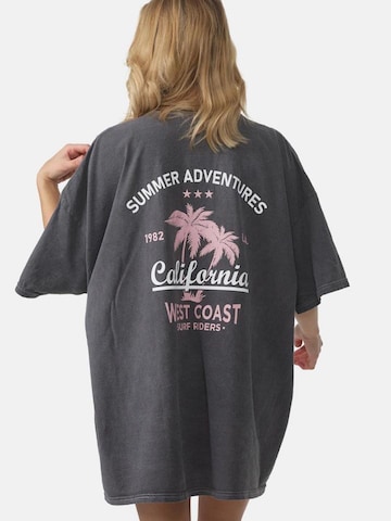 Worldclassca Oversized Shirt 'California' in Grey: front