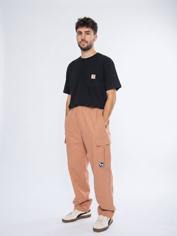HUF Baggy Broek 'Leisure Cargo Pant Spice' in Oranje: voorkant